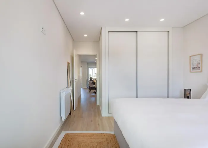 The Pine Flat With Pool @ Furadouro Овар