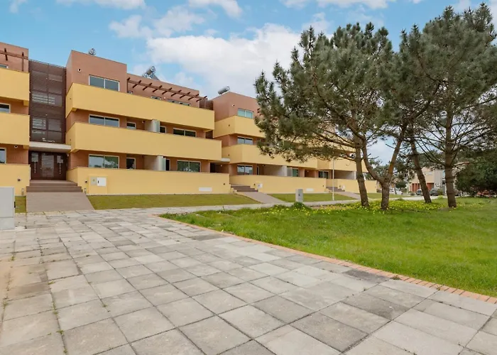 Апартаменты The Pine Flat With Pool @ Furadouro Овар